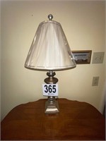 27" Tall Lamp(Bd2)