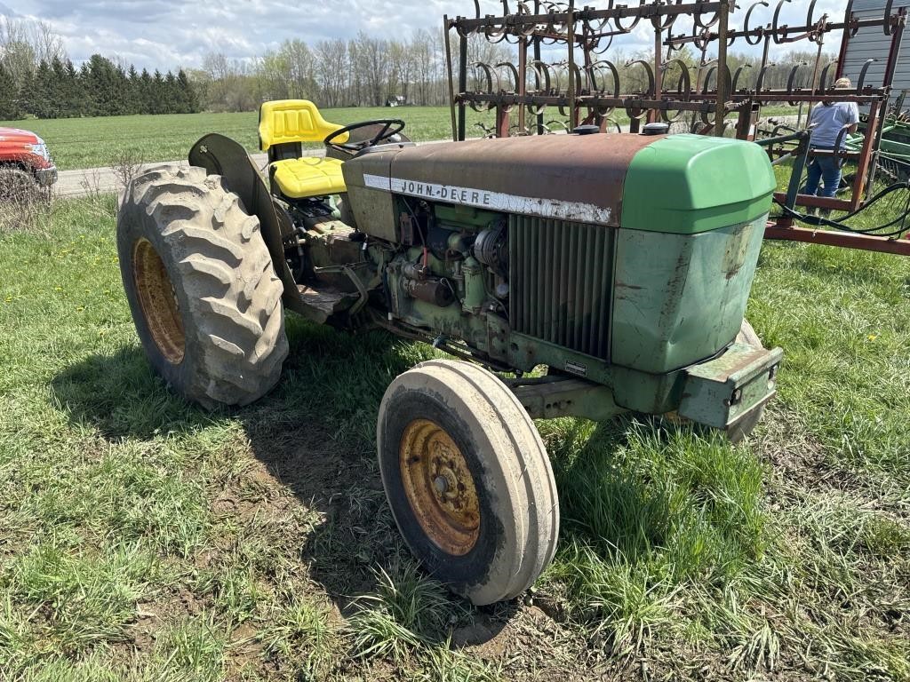 1977 John Deere 2640A