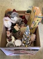 Box of unique Santa Claus figurines also includes