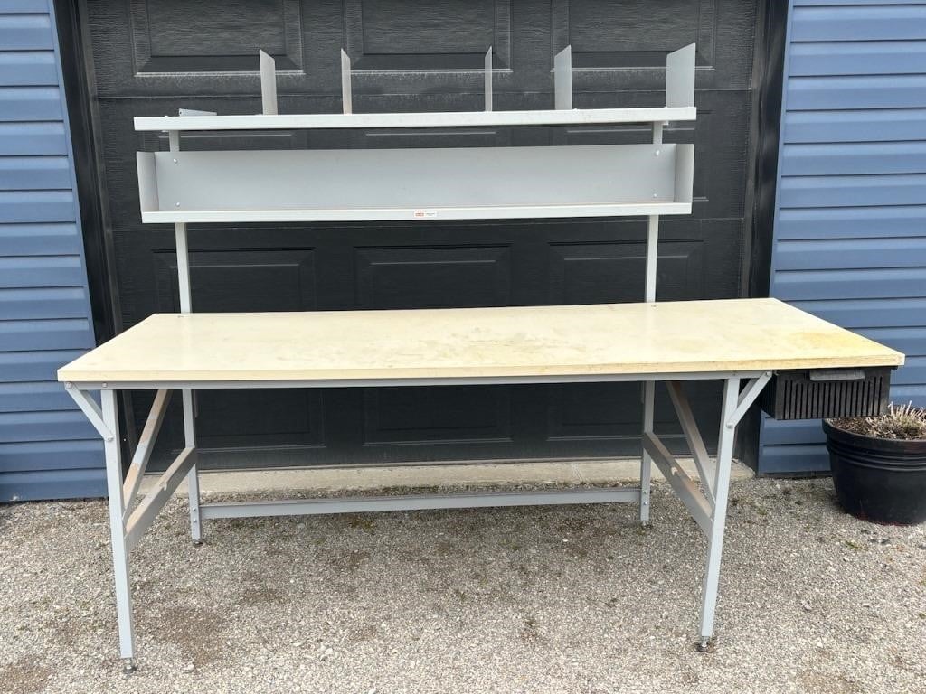 Uline Deluxe Packing Table