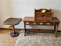 WOOD BENCH WITH HEARTS & MAGAZINE RACK &