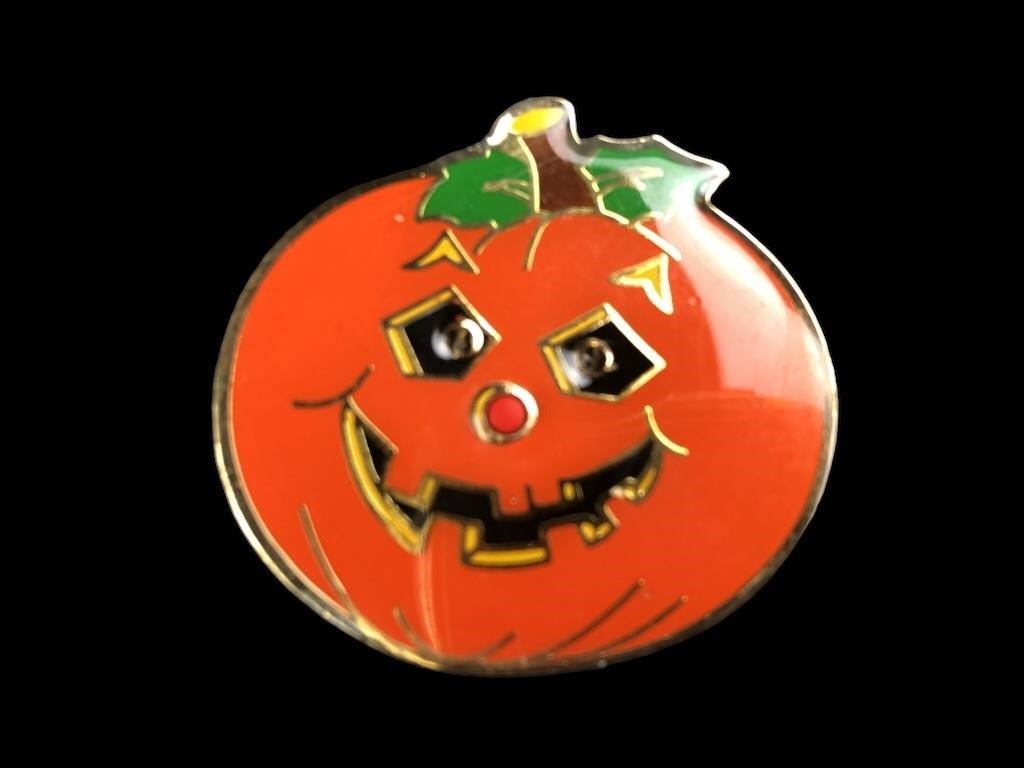 Light Up Pumpkin Pin