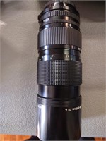 Canon Zoom Lens FD 80-200mm 1:4 w/Case