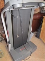Pro Form LX360 Digital Treadmill with Incline
