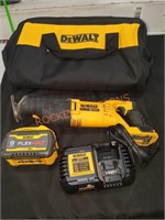 DEWALT reciprocating saw kit w/ battery & charger