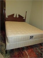 Queen Size Wood Bed