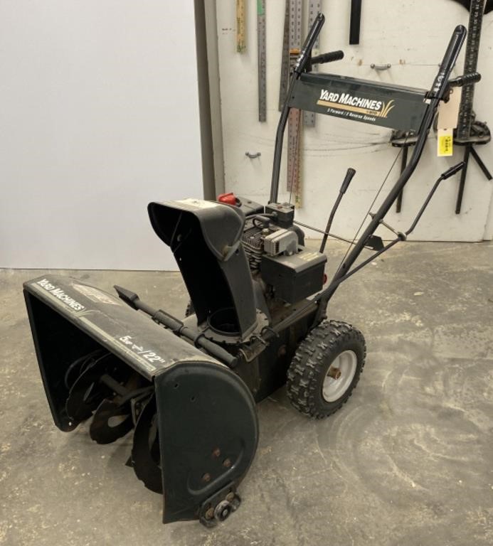Yard Machines Model 31AS611D062 Gas Powered 22in