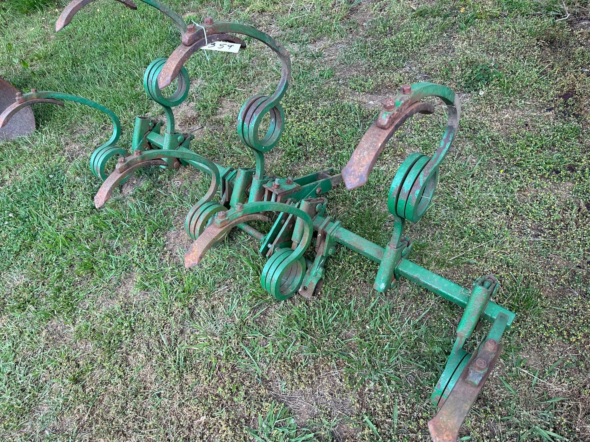 Spring tooth cultivator