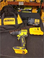 DeWalt 20V 1/2" hammer drill/driver kit