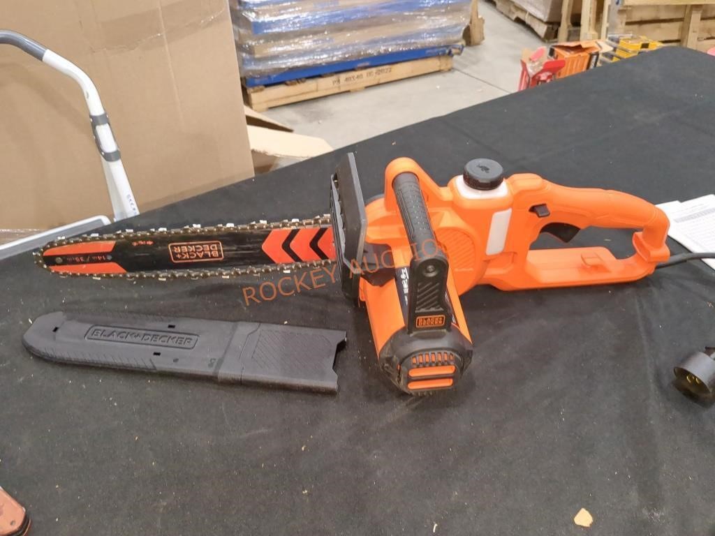 Black and Decker corded 14" chainsaw