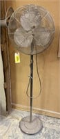 16in Diameter Oscillating Floor Fan, 65in