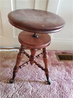 Antique Claw Foot Piano Stool 20 & 3/8" H