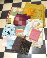 QUILTS & PILLOWCASES