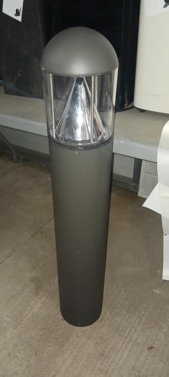 X1 ROUND LED BOLLARD