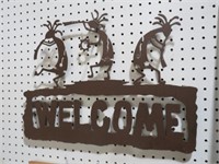 METAL WELCOME SIGN