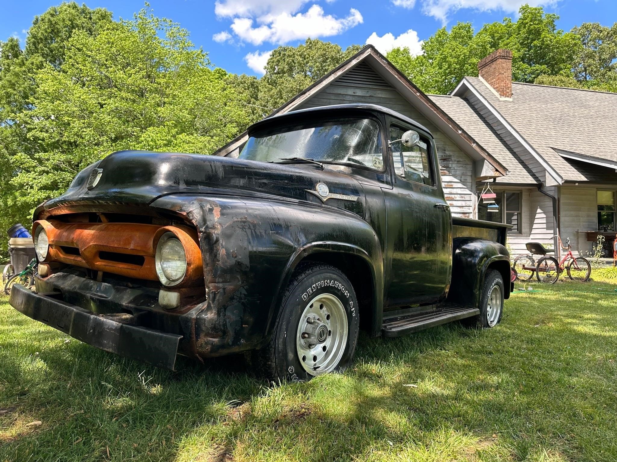 1956 Ford F-100 not running “as is” with title