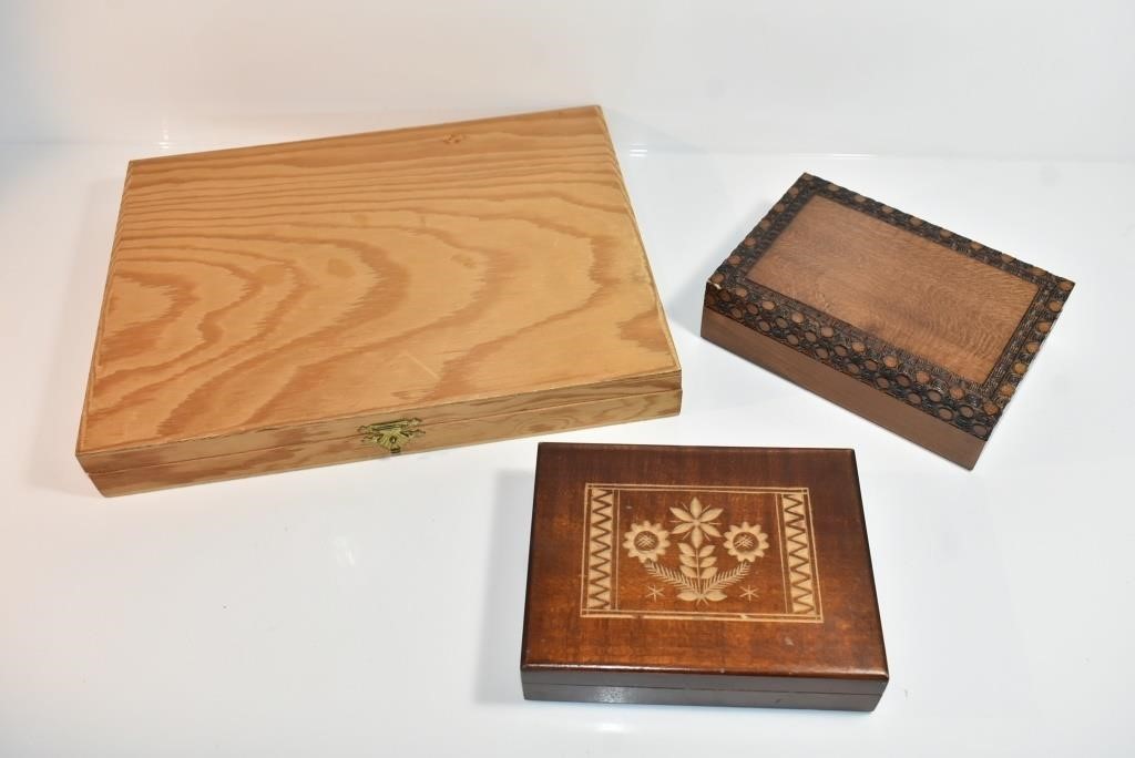 ASSORTED WOODEN TRINKET BOXES