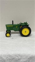 John Deere 3020