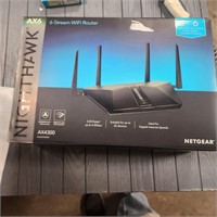 NETGEAR RAX45-100NAS Nighthawk AX6 6-Stream AX4300