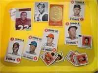 COLLECTOR SPORTS CARDS & STAMPS