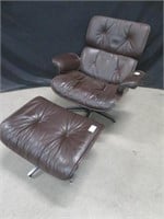 LEATHER RECLINER W/ MATCHING FOOTSTOOL