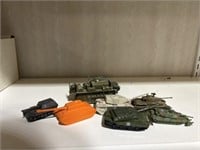 Die cast Toy tanks