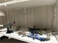 Plastic model planes