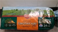 24oz Timothy Hay w Carrot