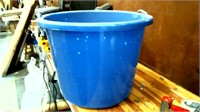 Your Zone Rope Handle Tub 17 Gal.