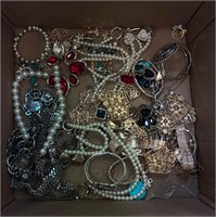 LG mixed lot of broken & damaged fashion jewelry