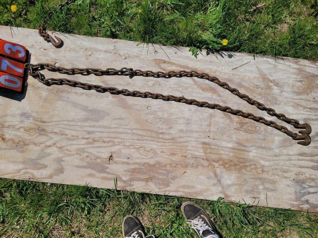 10ft chain good hooks heavy