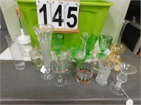 Green Tote w/ Glasses ~ Goblets ~