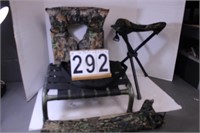 Cammo Life Vest - Stool - Tri Pod Chair W/ Bag
