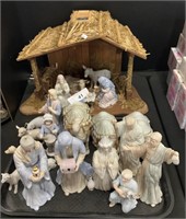 Enesco Ceramic Nativity Scene Figures & Crèche.