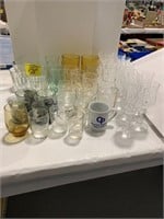 GROUP OF TUMBLERS OF ALL KINDS, ROCKS GLASSES,