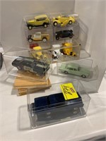 8 PLASTIC MODEL CARS & CASES