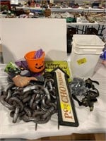 GROUP OF HALLOWEEN DÉCOR OF ALL KINDS, BUCKET OF