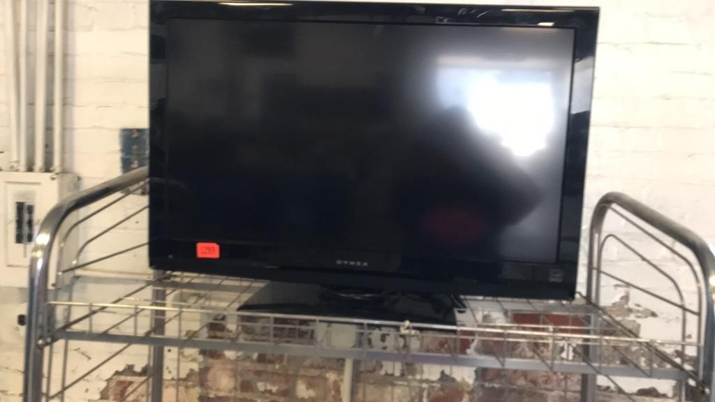Dynex 42 inch tv