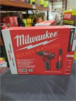MilwaukeeM12 1/4" hex screwdriver& 3/8" ratchet