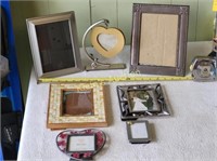 estate lot of 7 picture frames velvet back too!