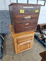 (2) CABINETS WITH ACCESSORIES OF SAW BLADES,