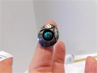 Ring with turquoise? Setting.