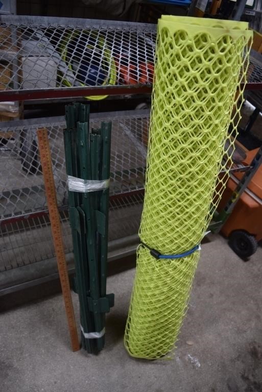 Plastic Fence and Metal Stakes Posts