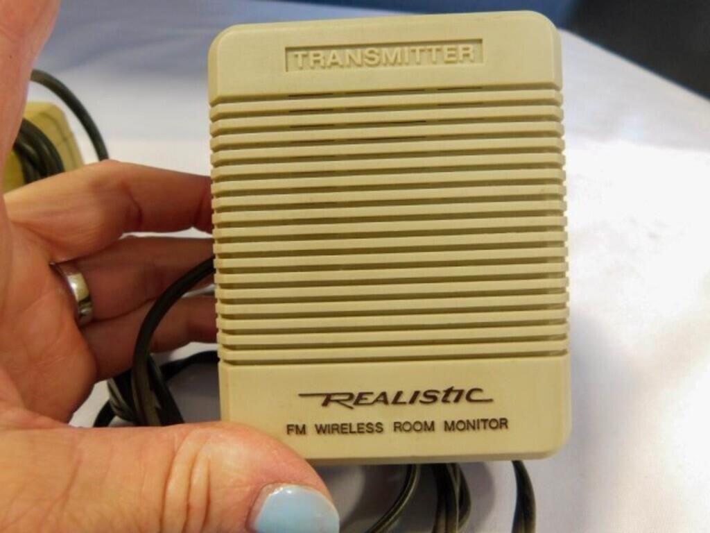 2 Realistic Transmitter FM Monitors