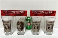 Coca cola, 2 diecast métal et plastique +4 verres