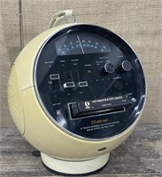 Weltron 8 track stereo *turns on