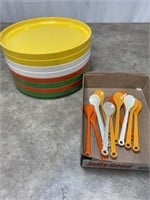 Heller plastic colored plates and spoons total of