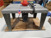 Skil Plunge Router 1835 w/ Router Table