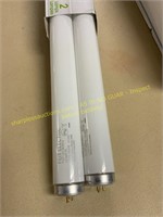(2) 3’ linear fluorescent tube lights