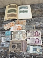Foreign paper money/ WWII